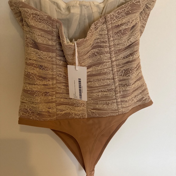 NWT Rozana Strapless Lace Bodysuit- CAMI NYC (Bone- Size 4) - Picture 2 of 4